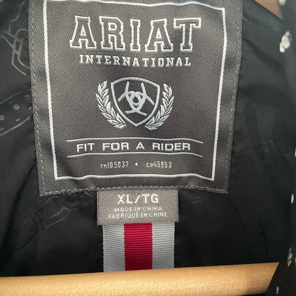 Polka Dot Quilted Vest - Picture 2 of 7